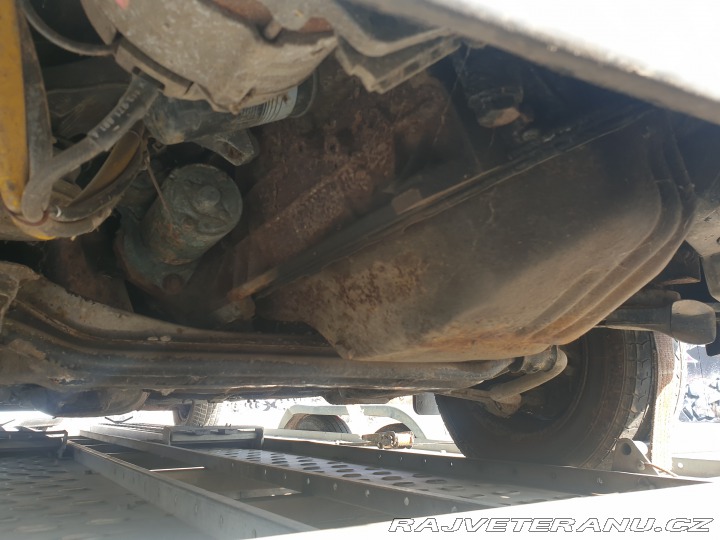 Audi 100 C3 sedan 5V 1987