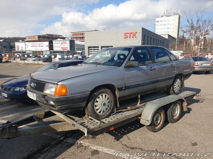 Audi 100 C3 sedan 5V 1987