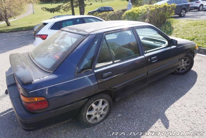 Ford Escort LX 1.9 EFI 1981