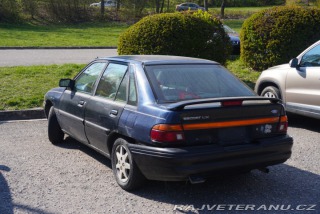 Ford Escort LX 1.9 EFI (U 1981