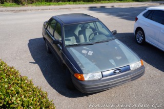 Ford Escort LX 1.9 EFI (U 1981