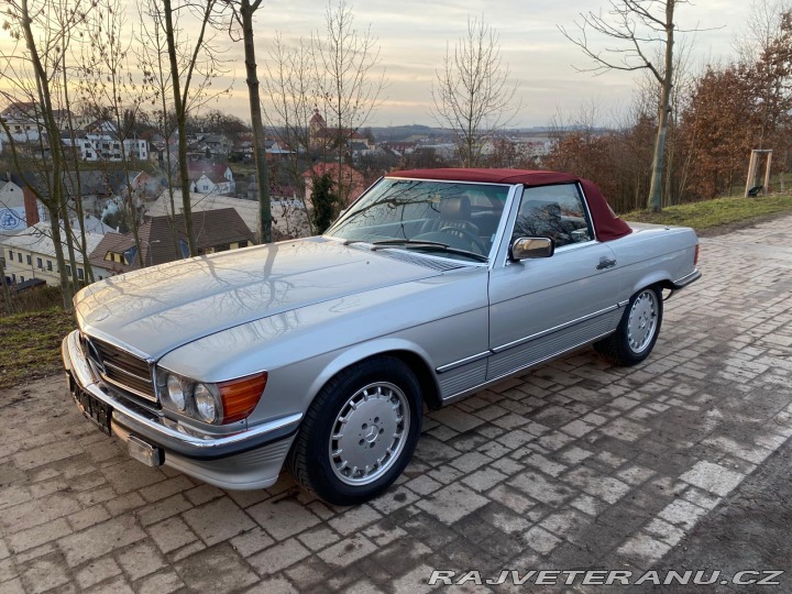 Mercedes-Benz SL 107/560 SL 1985