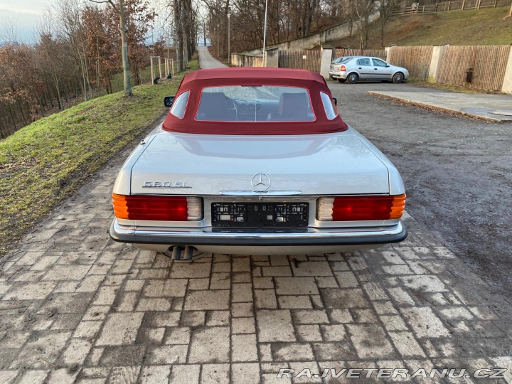 Mercedes-Benz SL 107/560 SL 1985
