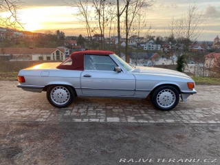 Mercedes-Benz SL 107/560 SL 1985