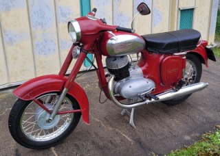 Jawa 250 559 Panelka
