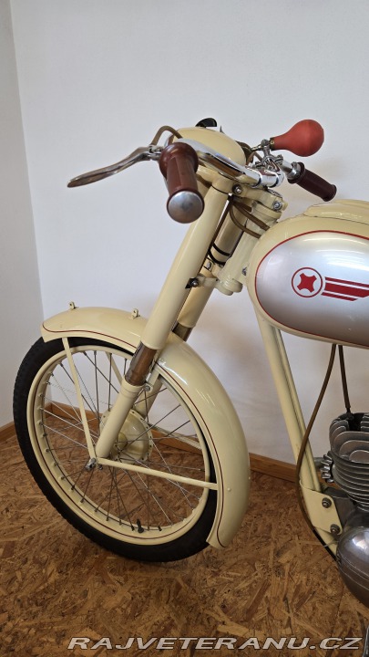 Ostatní značky Ostatní modely Manet 90 1949 1949