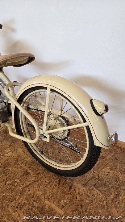 Ostatní značky Ostatní modely Manet 90 1949 1949