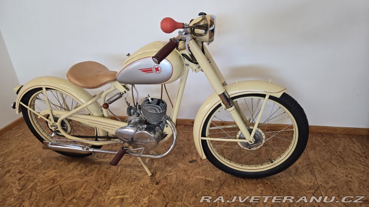 Ostatní značky Ostatní modely Manet 90 1949 1949