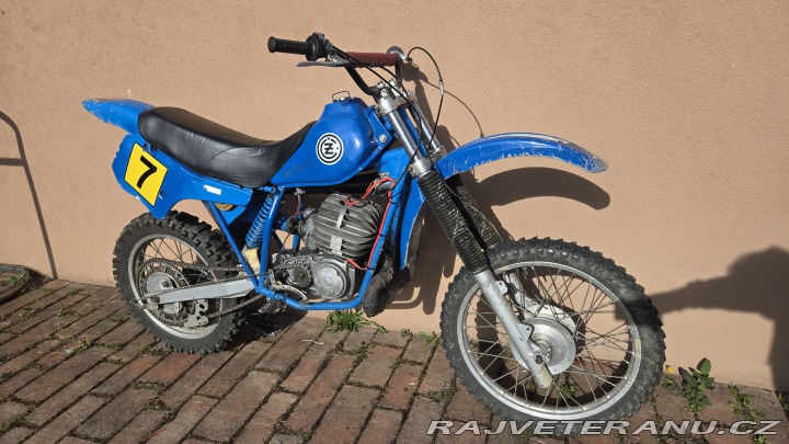ČZ 250 513 1982