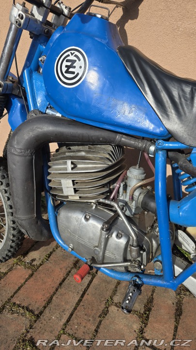 ČZ 250 513 1982