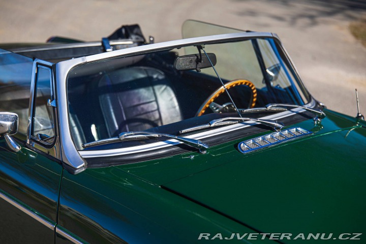 MG MGB  1977