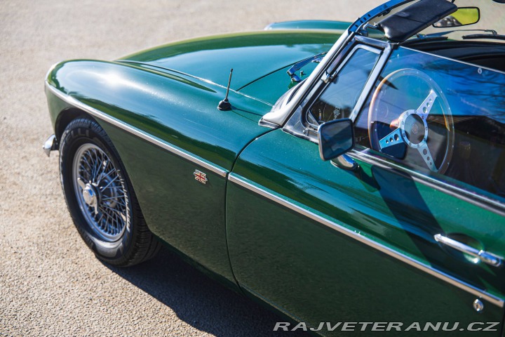 MG MGB  1977