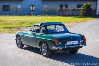 MG MGB  1977