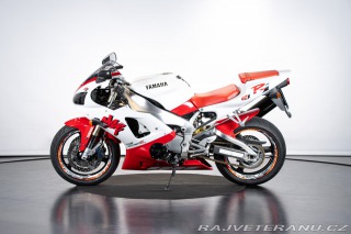 Yamaha  R1