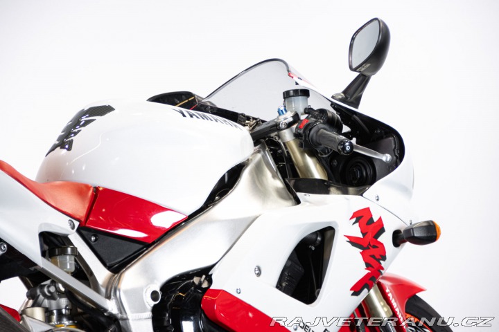 Yamaha Ostatní modely R1 1998