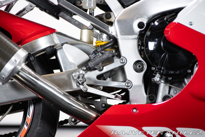 Yamaha Ostatní modely R1 1998