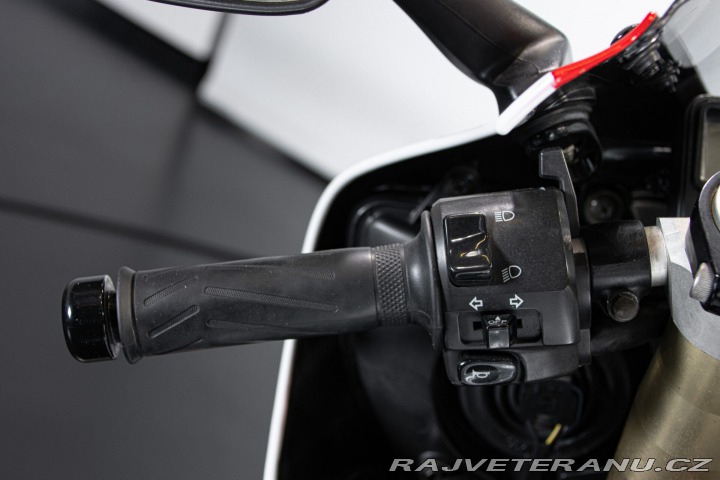 Yamaha Ostatní modely R1 1998