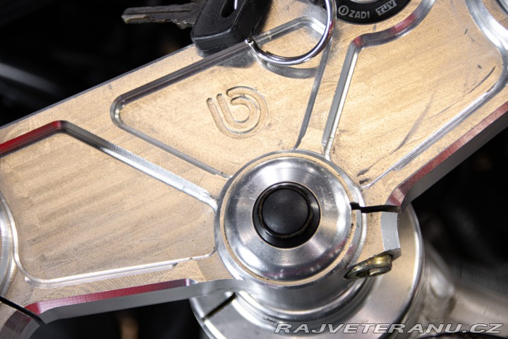 Ostatní značky Ostatní modely Bimota SB6 1100 R 1999