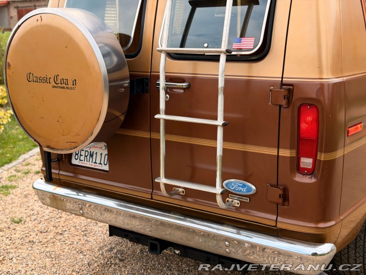 Ford Econoline E150 5.0 V8 Classic Coach 1984
