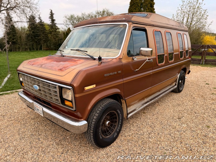 Ford Econoline E150 5.0 V8 Classic Coach 1984