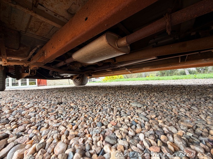 Ford Econoline E150 5.0 V8 Classic Coach 1984