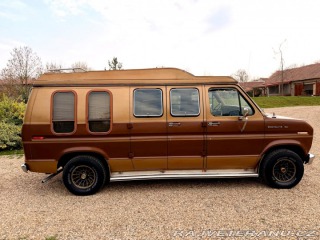 Ford Econoline E150 5.0 V8 Classic Coach 1984