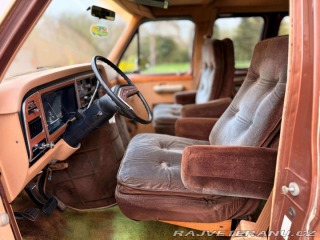 Ford Econoline E150 5.0 V8 Classic Coach 1984