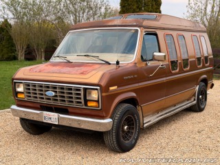 Ford Econoline E150 5.0 V8 Classic Coach 1984