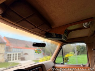 Ford Econoline E150 5.0 V8 Classic Coach 1984