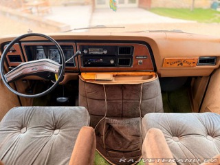 Ford Econoline E150 5.0 V8 Classic Coach 1984