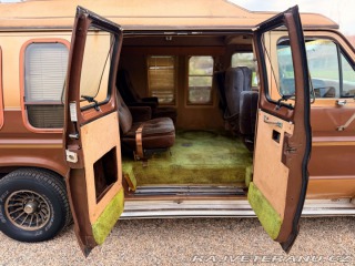 Ford Econoline E150 5.0 V8 Classic Coach 1984