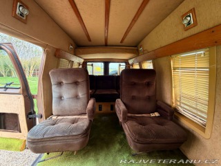 Ford Econoline E150 5.0 V8 Classic Coach 1984