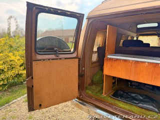 Ford Econoline E150 5.0 V8 Classic Coach 1984