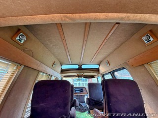 Ford Econoline E150 5.0 V8 Classic Coach 1984