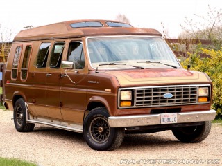 Ford Econoline E150 5.0 V8 Classic Coach 1984