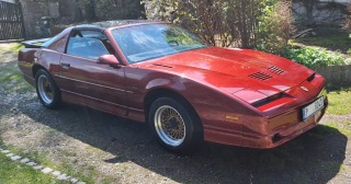 Pontiac Firebird TRANS AM 5,7 V8 GTA