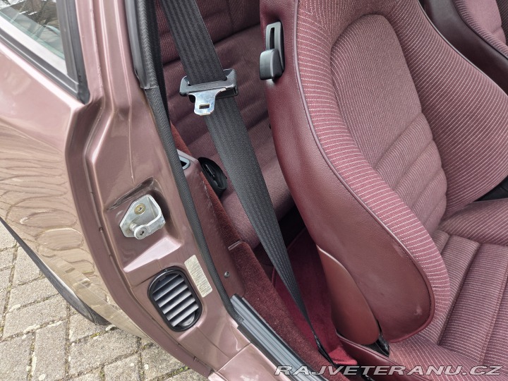 Porsche 944 TURBO 1985