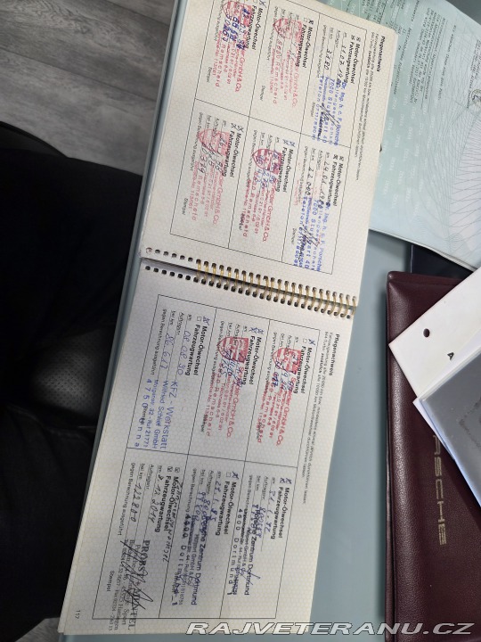 Porsche 944 TURBO 1985