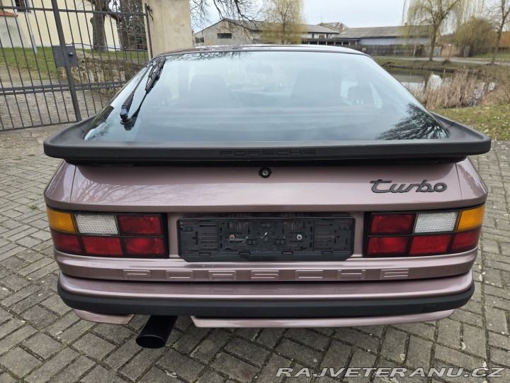 Porsche 944 TURBO 1985