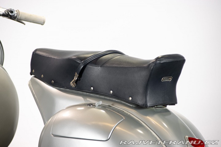 Piaggio Vespa GS 150 VS4 1958