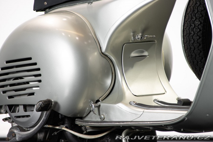 Piaggio Vespa GS 150 VS4 1958