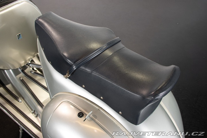 Piaggio Vespa GS 150 VS4 1958