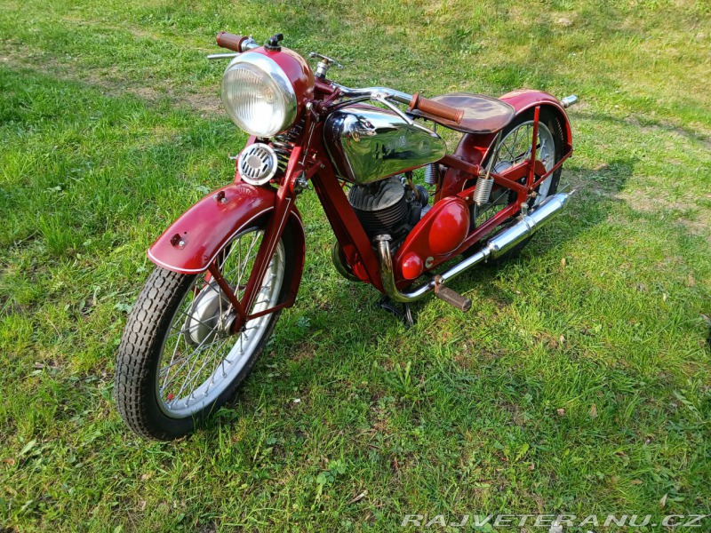 Jawa 250 Special