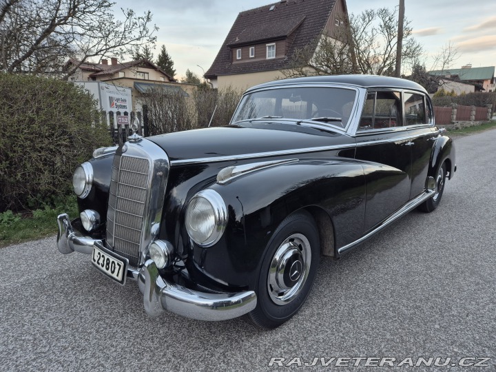 Mercedes-Benz 300 W186 Adenauer 1955