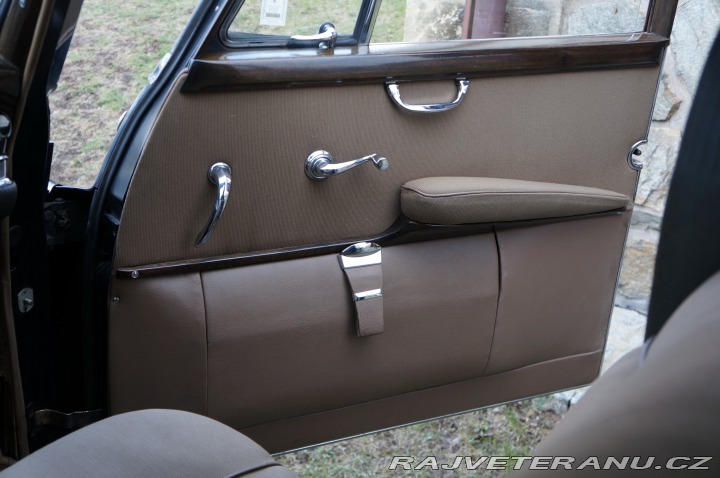 Mercedes-Benz 300 W186 Adenauer 1955