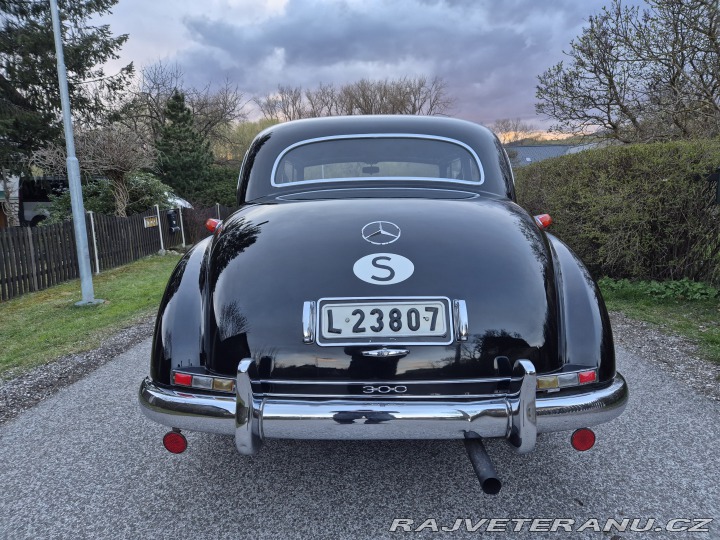 Mercedes-Benz 300 W186 Adenauer 1955