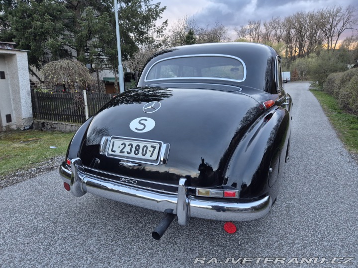 Mercedes-Benz 300 W186 Adenauer 1955
