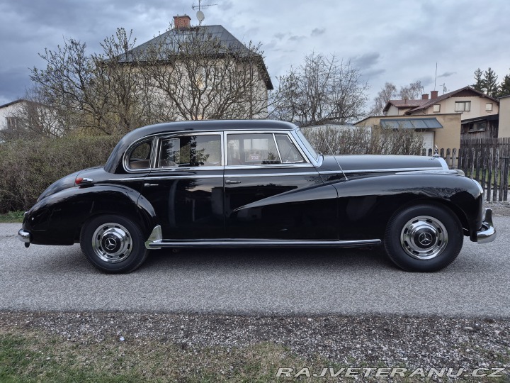 Mercedes-Benz 300 W186 Adenauer 1955
