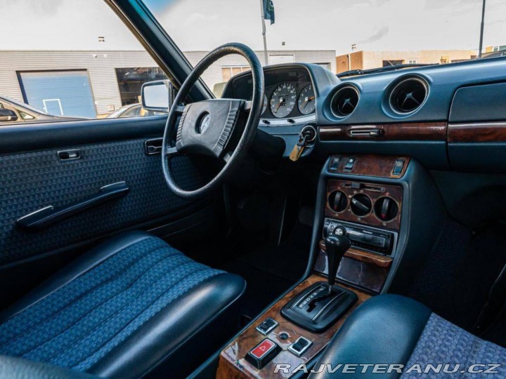 Mercedes-Benz 280 C W123 1978