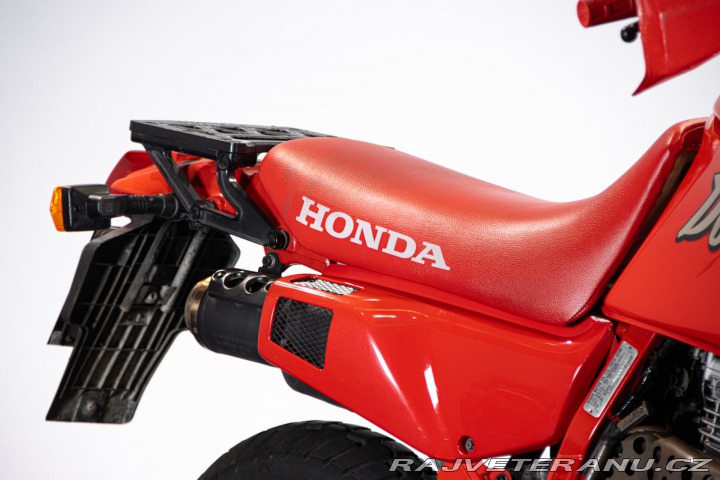Honda Ostatní modely DOMINATOR 650 1990